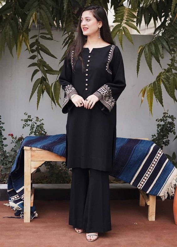 Black Kurta with Beige Embroidery & Crochet Buttons 2pc